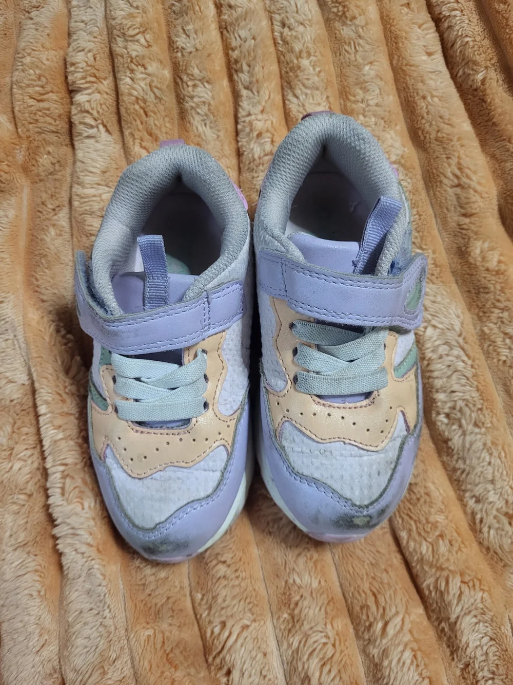 Oshkosh Bgosh Lace-Up Velcro Sneakers